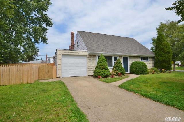 Spacious Open Layout! Freshly Painted,  Updated Roof,  Electric,  Windows. Above Ground Oil Tank. Ready To Move In! Central Blvd Elemementary.