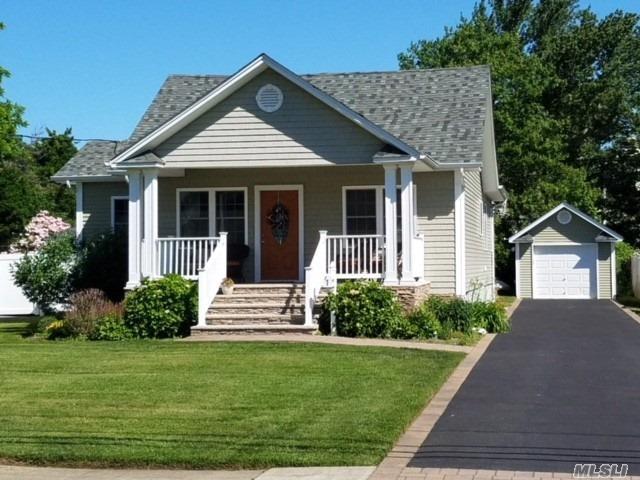 Charming Cape 2/3 Br W/Open Space Floor Plan. Radiant Heat In Bathroom. Central Vac, Igs, Central Alarm, Heated Floors. This Home Was Totally Renovated In 2012, Well Cared For Since. Move In Ready In Desirable Neighborhood. Low Taxes!