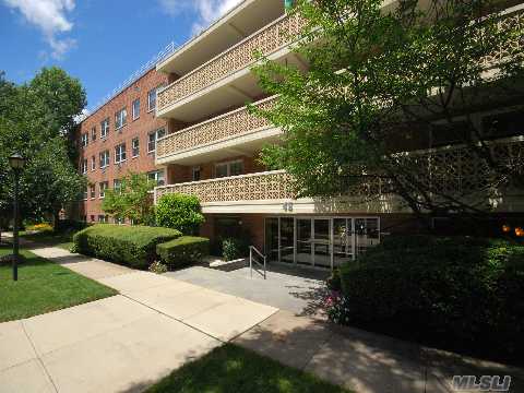   Spacious And Totally Renovated 2 Bedroom 2 Bath.  This Top Floor, Corner Unit Has Two Exposures, Making It Sun Drenched Throughout The Day.   The Eat-In-Kitchen Has Granite Counter Tops.  There Is A Formal Dining Area As Well. There Are Beautiful Hardwood Floors Throughout.  Lr/Dr  29X12, Eik 10X12, Mbr 12X19, Br 10X16 