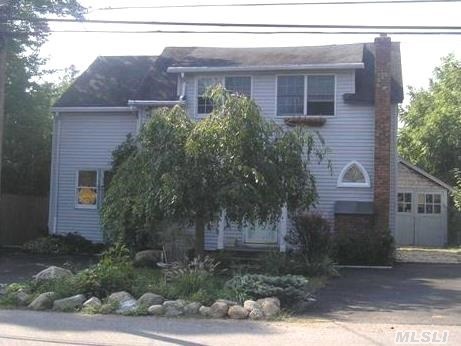 Charming 1920'S Colonial, Huge Gourmet Kit And Dinette, Wood Burning Stove, Over-Sized Garage (30X14), Close To School, Pvt Village Beaches, Mooring. Great Parking--- Not In Flood Zone, --  New Water Main