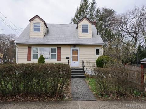 Sunny&Perky Home Living Room,Large Eat-In-Kit, 3 Bedrms, 1.5 Baths, Full Basement,Storage,Laundry Room. Excellent Condition. Convienent To Lirr & Shopping.