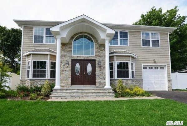 New Construction!Exquisite Ctr Hall Colonial, 5 Bdrms/3 Full Bths!Lg Foyer W/Dbl Door Ent!Sep Lvrm, Fdr, Fam Rm W/Fpl & Magnificent Eik W/Gran Isl, Gas Cooking,  Sep Bdrm/Off & Full Bth, . Master Ste W/Fbth, Cath Ceil & 2 Lg Cl, 3 Bdrms, Dbl Sink Full Bth!Ingrnd Sprink, Willets Elem, Hbt Mid Sch, Great Curb Appeal & Beautiful Details!