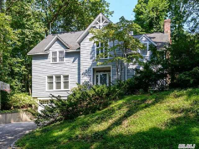 Don't Miss This Wonderful Center Hall Colonial In The Village Of Roslyn Just Steps Away From The Park,  Pond,  Library And The Quaint Village Of Roslyn. Great Architectural Details And Gleaming Hardwood Floors On A Quiet Dead End Street!