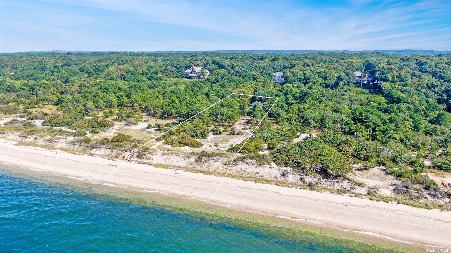 House in Peconic - Soundview  Suffolk, NY 11958