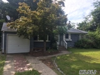 This Property Is Corporate Owned. Selling As Is. 3Br, 1 Bth Ranch With Tons Of Potential. Located On Quiet Cul De Sac. Located Close To Shopping And Transportation.