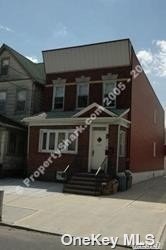 Apartment in Richmond Hill - 109th  Queens, NY 11418