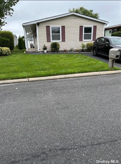 Listing in Manorville, NY