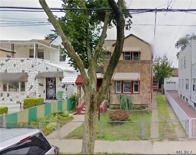 Laurelton; Opportunity Is Knocking! This 1 Family Detached, Colonial Features A Finished Basement, A Spacious Living Room & Formal Dining Room, Eat-In-Kitchen, 3 Nicely Sized Bedrooms, 2.5 Baths & More. Tlc Is Required. There Is No Representation For The Garage. Conveniently Located Near All. Don't Miss It!