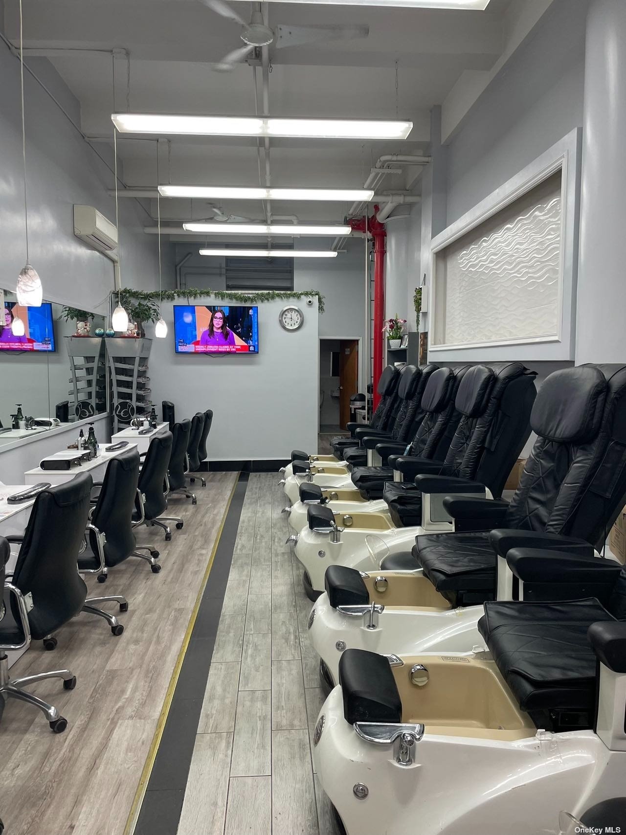 Business Opportunity in New York - 27  Manhattan, NY 10001