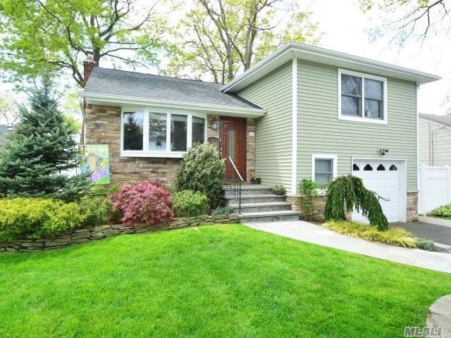 Maginifcent Four Level Split Completely Renovated. Fdr & Lr With Gourmet Kitchen Perfect For Entertaining. Family Room With Full Bath Finished Basement. Is Perfect For Large Family, Mrs. Clean Lives Here! A Must See!