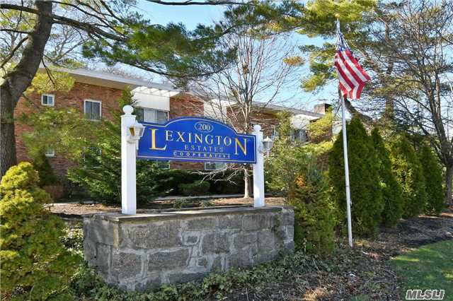 Largest 1 Bedroom Unit Fully Renovated Set Back Serene Natural Landscape Views Gleaming Hardwod Floors, Stainless Steel Appliances, Decorative Ceramic Tiles, Plenty Of Closets For Storage, Close To Restaurants, Shops, Oyster Bay Park Beach, Transportation & Lirr!