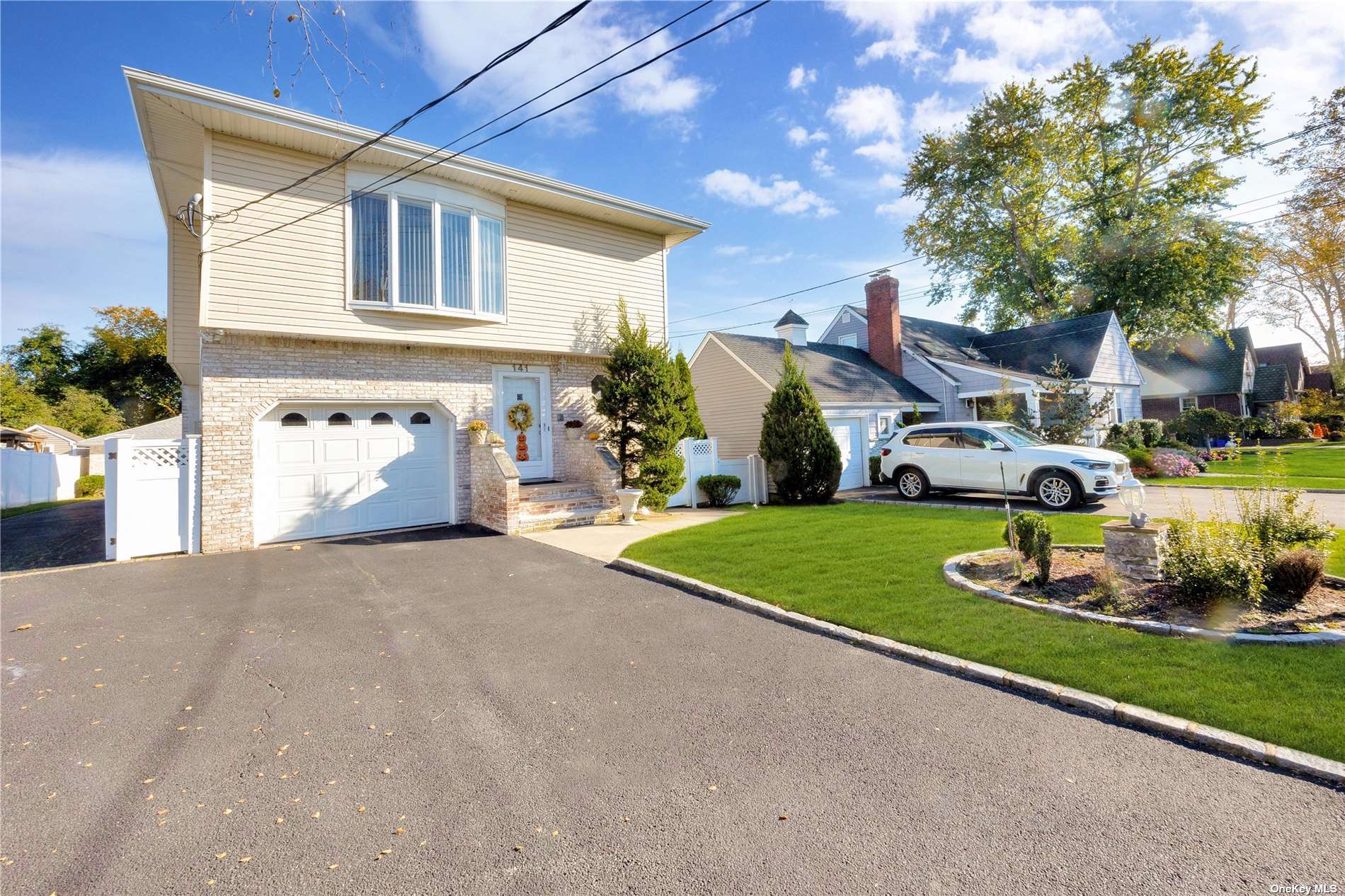 Single Family in East Rockaway - Oceanview  Nassau, NY 11518