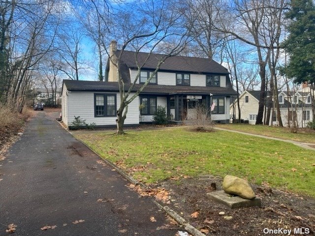 Single Family in Huntington - Prospect  Suffolk, NY 11743