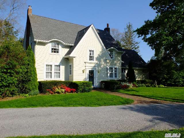 Magnificent 1920 Arts And Crafts Style Manor And 1800'S 4 Bay Post And Beam Barn,  With Addtl Storage Stalls And An Adjoining 2 Story Post And Beam Barn With Cellar,  Perfect For Woodshop ,  Art Studio,  Etc.. Set Upon 4 Acres Overlooking Wickham's Farm And Beyond. Every Imaginable Upgrade Has Been Made To The Home; Fastidious Maintenance Of Each And Every Detail. Triple Mint!