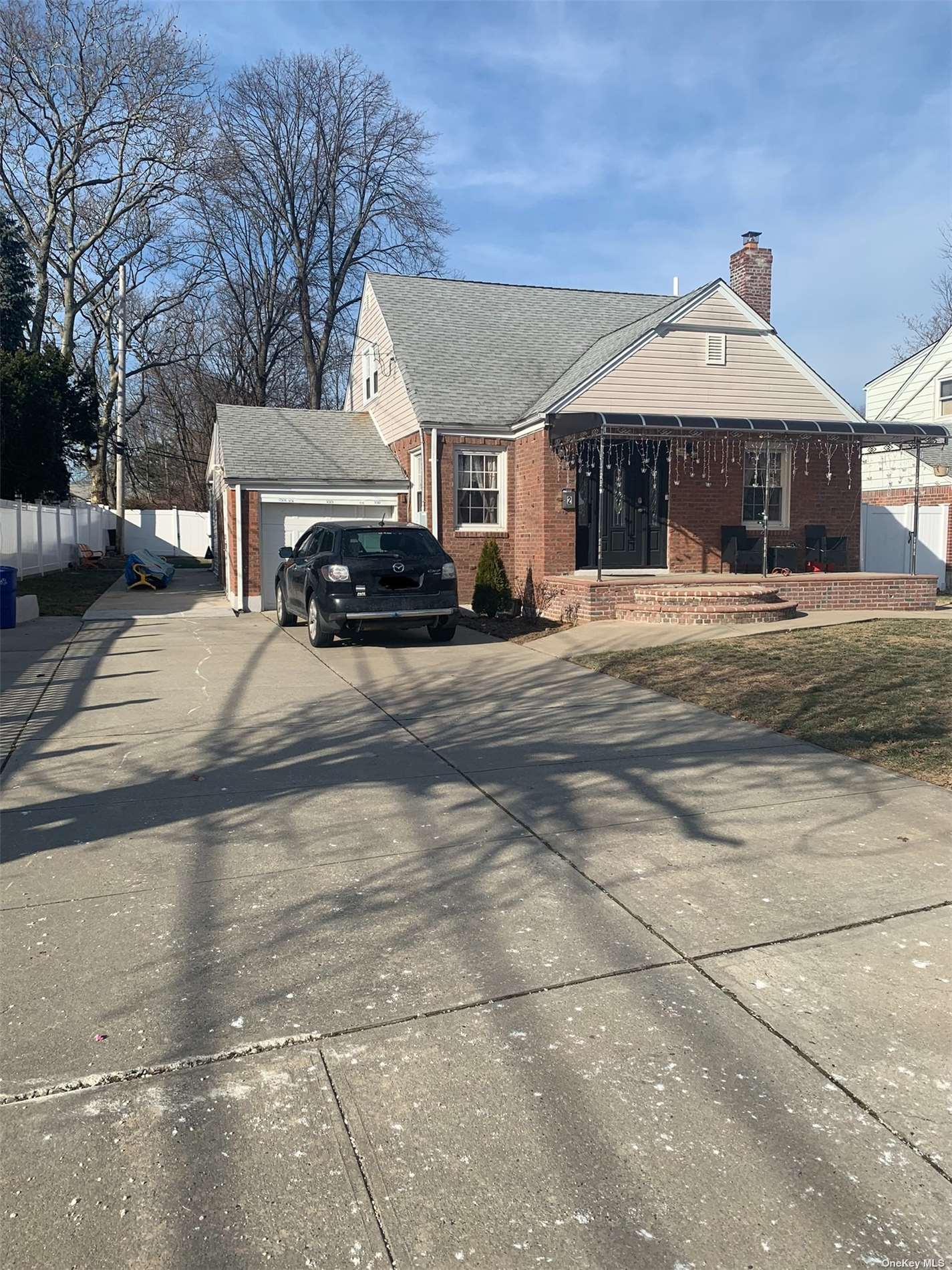 Single Family in Elmont - Donald  Nassau, NY 11003