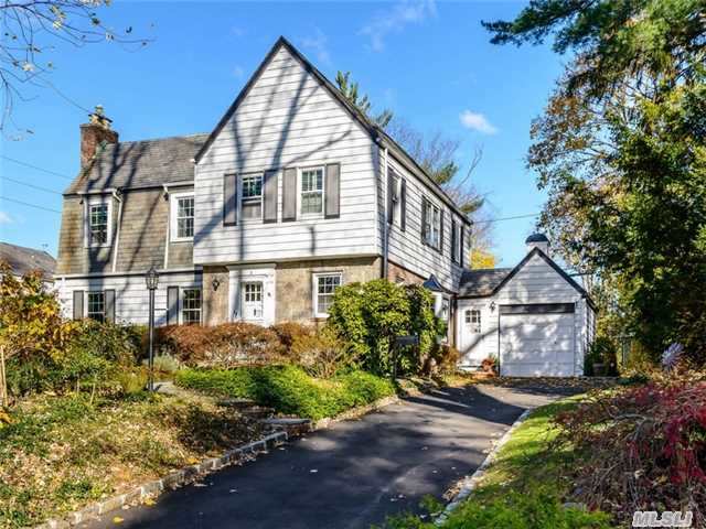 Beautiful New Fully Renovated 3Bedroom 2.5Bath Center Hall Colonial W/ Finished Hardwood Floors In Flower Hill. First Floor Has Entry Hall, Closet, Living Rm W/Frplc, Dining Rm, New Eik W/Stainless And Granite & 1/2Bath, Spacious Den. Second Floor Landing Opens To 2Bedrooms, New Full Bath And Master Bedroom W/New En Suite Bath. Partially Fin.Basement W/Storage/New Laundry.