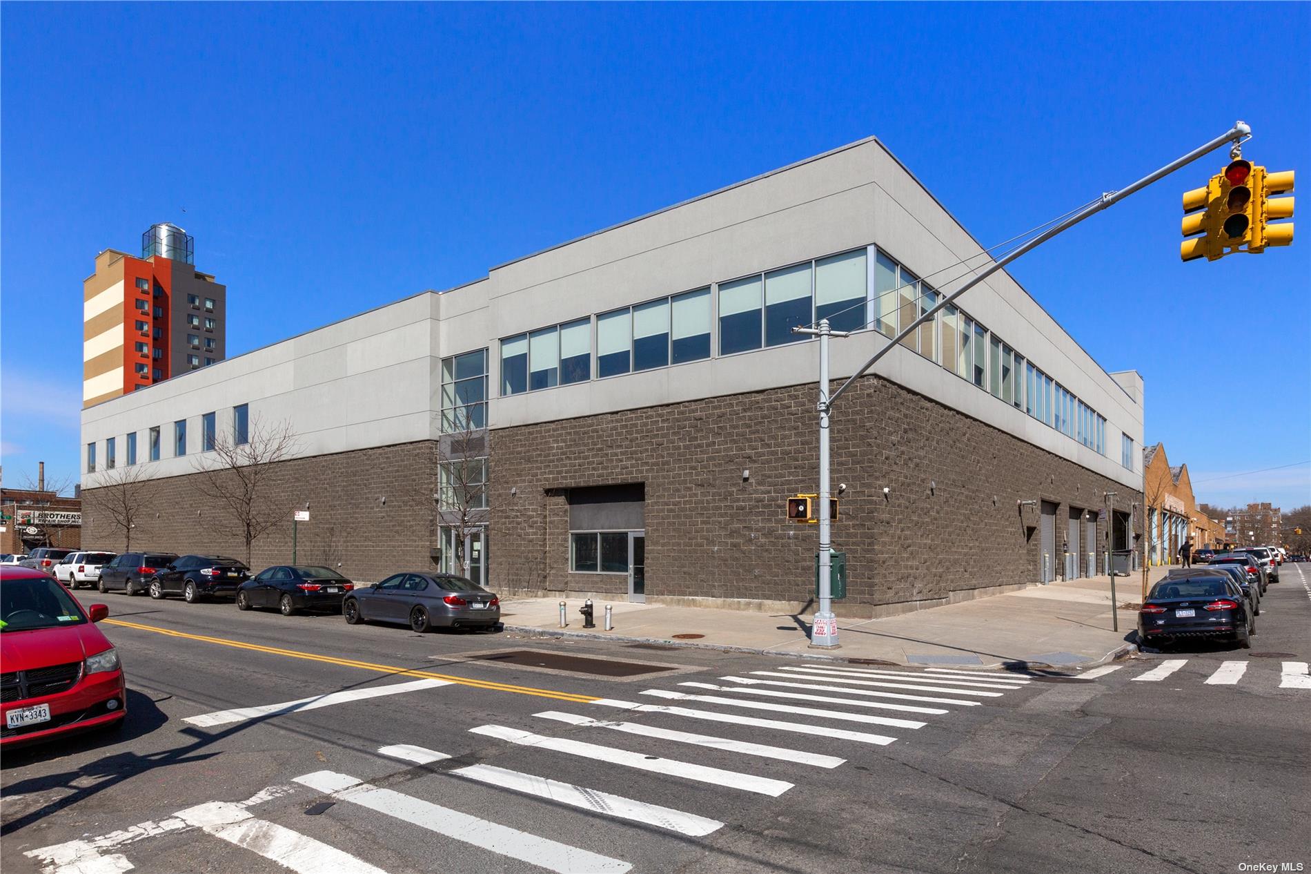 Commercial Lease in Long Island City - 38th  Queens, NY 11101