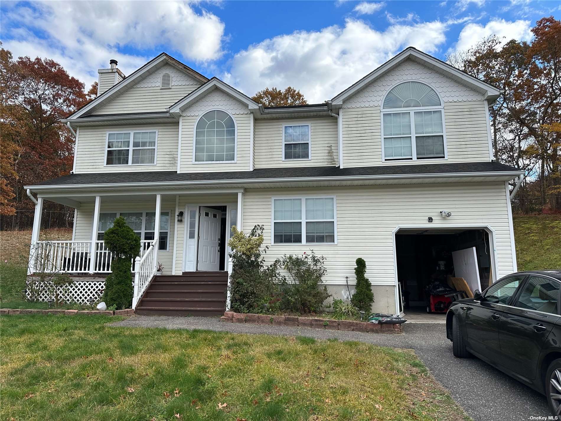 Single Family in Medford - Mill  Suffolk, NY 11763