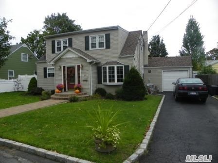 Awesome Completely Updated Custom Colonial In Desirable St.Marks  Section Of Islip On Quiet Cul-De-Sac.Hdwd Flrs.& Crown Moldings Throughout.Cac, Custom Kit., And Entertainers Backyard.To Many Extras To List.Stunning!Star=$10, 082.78
