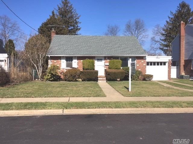 Nice Clean Updated 2Br Cape On 60X137 Property. New Kit With Corian Counters, S/S Appliance, New Roof, 200 Amp Electric, New Carpet And Just Painted. Basement And Garage.