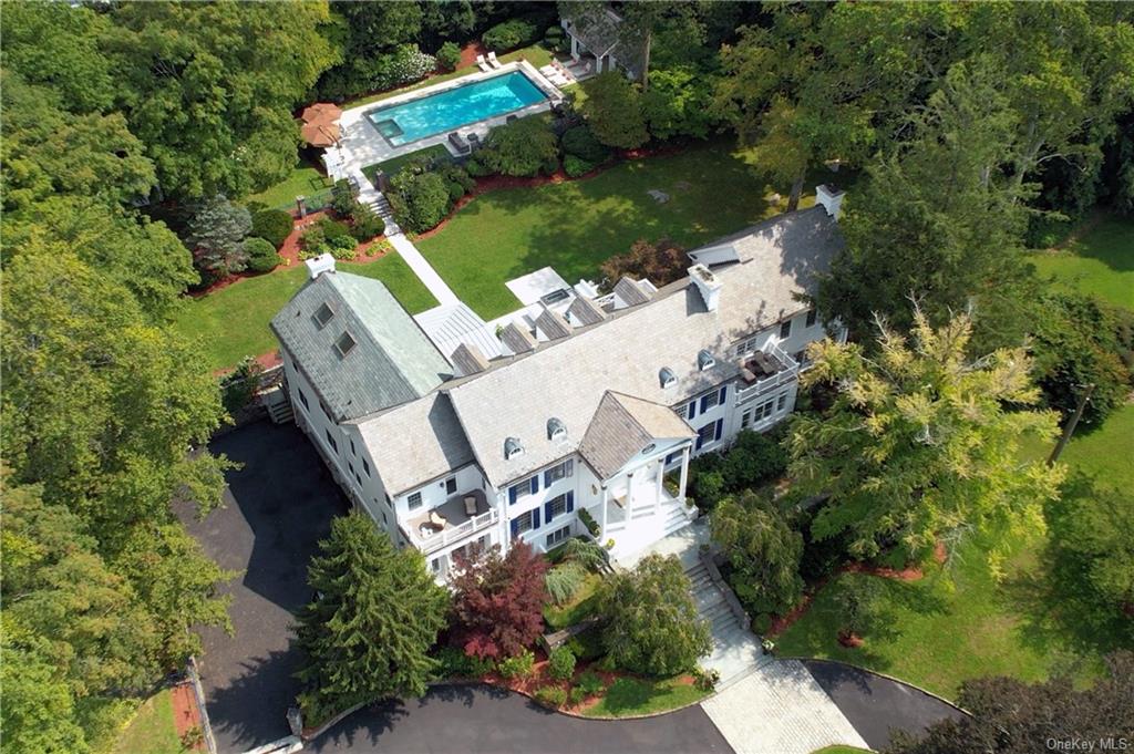 Single Family in Scarsdale - Heathcote  Westchester, NY 10583