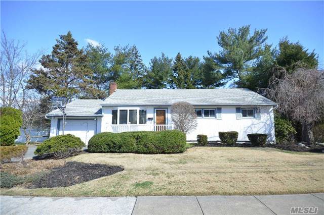 Nicely Updated 3 Bedroom Ranch In Syosset School District