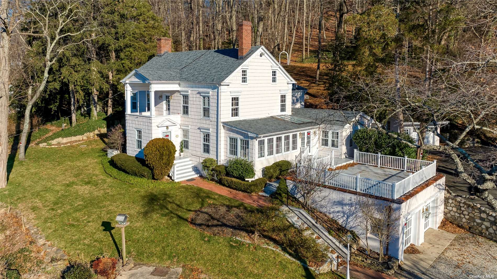 Single Family in Cold Spring Harbor - Harbor  Suffolk, NY 11724