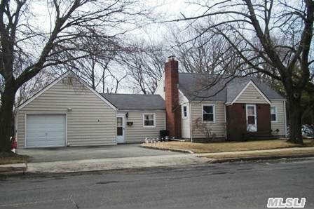 Huge 1/3 Acre Gorgeous Property. Newer Vinyl Siding, All Newer Windows, Hardwood Floors In Main House. Unfinished Large 2nd Floor. Unfin.Full Bsmt. Beautiful O'sized Backyard W/Gazebo & 2 Sheds. Woodward Pkwy Elem School. House Needs T.L.C.