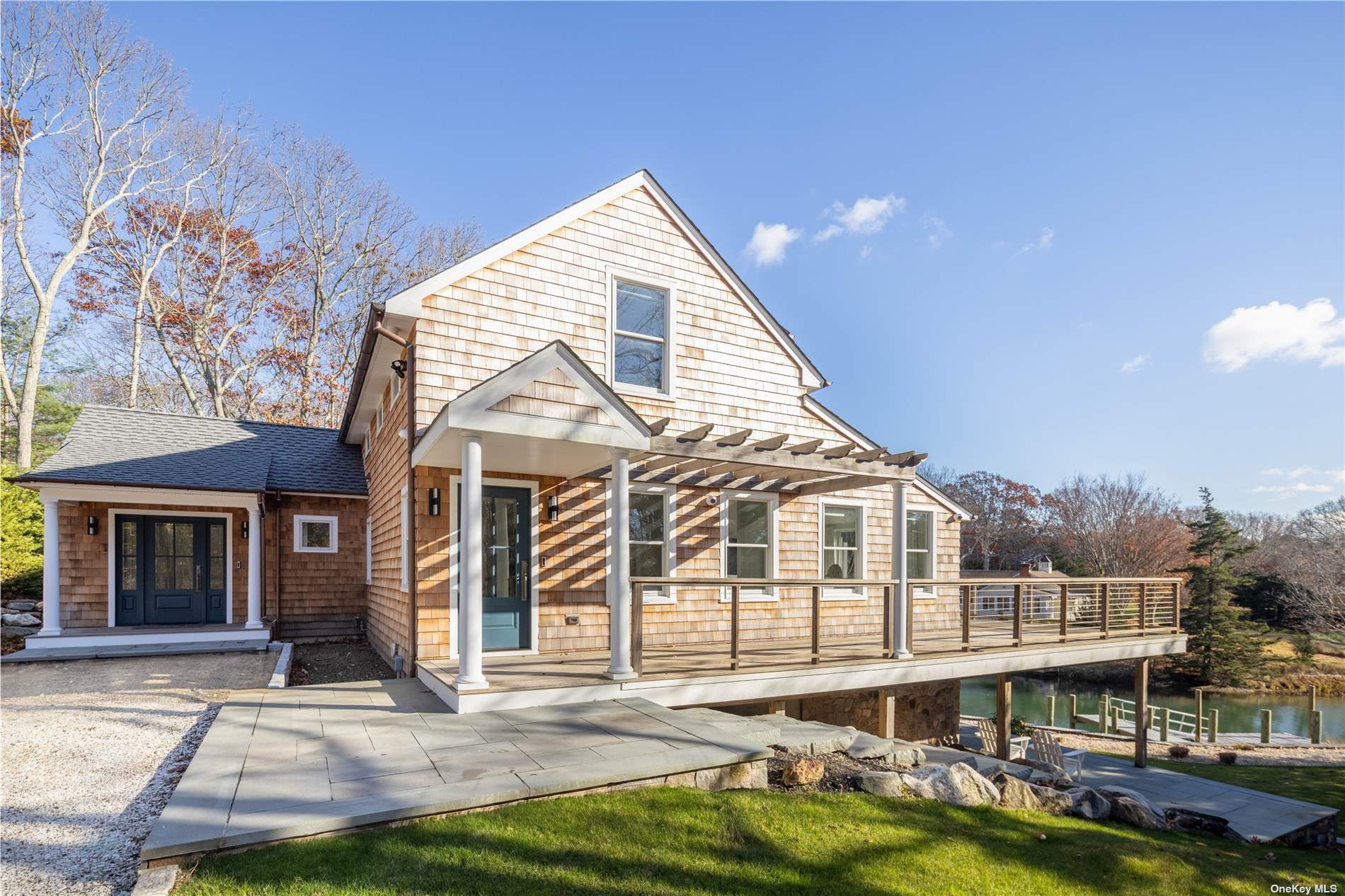 Single Family in Cutchogue - Little Peconic Bay  Suffolk, NY 11935