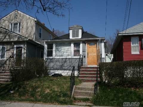 Detached Bungalow Style One Family Home. Features 3 Bedrooms, 1.5 Baths, Living Room / Dining Room, Kitchen, And A Full Basement. 