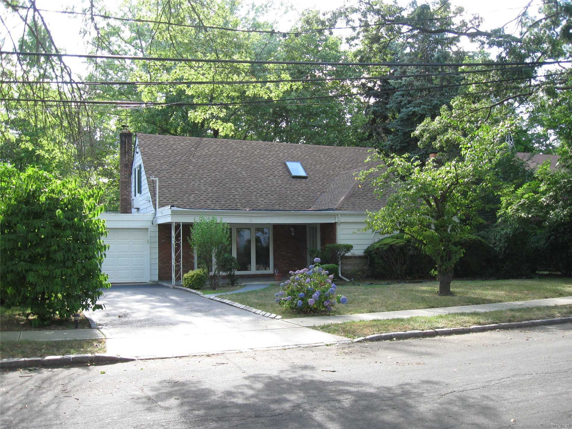 Light & Bright Skylit Ranch In Good Condition. Master On Main. 3 Brs, 2 Baths. Lovely Private Back Yard On Quiet Cul-De-Sac