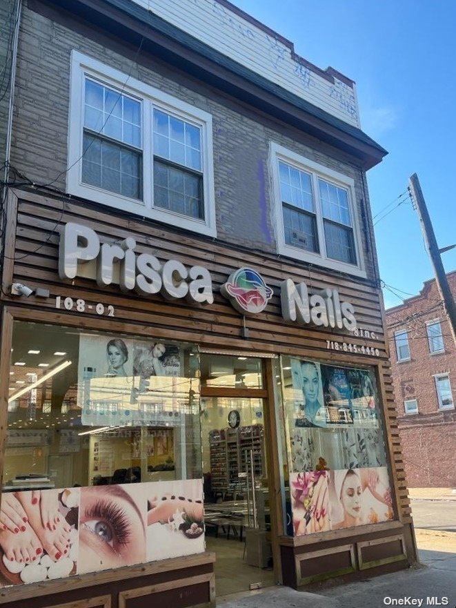 Commercial Sale in Richmond Hill - Liberty  Queens, NY 11418
