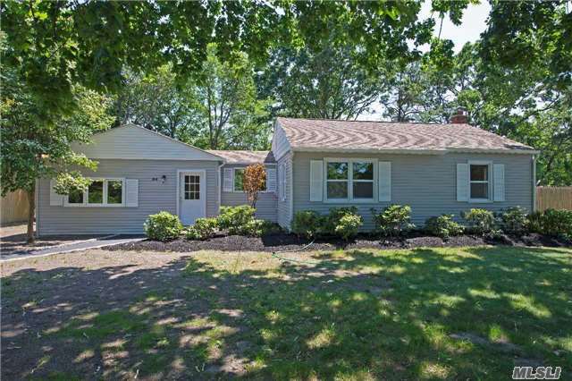 Beautifully Remodeled 3 Bedroom Home. Stunning Eik W/Granite Counters & Ss Appliances. Belgium Block Walkway. Family Rm W/French Doors Leading Out To A Large Deck & Parklike Grounds. A Must See!