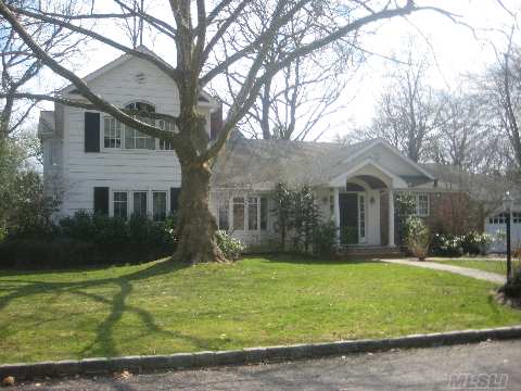 A Classic Beauty. Everything Has Been Redone With The Finest Of Taste And Craftsmanship. Expanded Entrance With 2 Story Ceiling, Kitchen Is Oversized With Very Large Eating Area,Top Of The Line Appliances, Granite And Cabinets, Master Suite Has Own Den, Oversized Bath And Soaring Ceilings. Moldings Galore,Magnificient!!!!