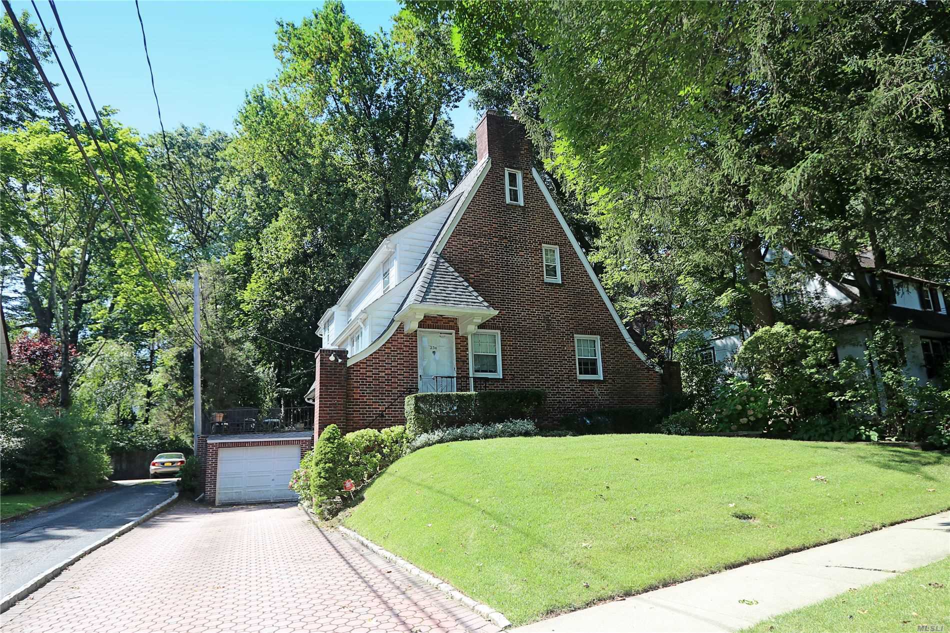 Stately 3 Bedroom 3 Full Bath Brick Colonial in the Village of Thomaston. Living Room with Fireplace, Formal Dining Room, Renovated Eat-In-Kitchen with Huge Bluestone Deck Adjacent. Hardwood Floors and A Full Bath Completes the First Floor. The Partial Basement has a Laundry, Large Storage Area and a 2 Car Attached Garage. The Village is Part of the Great Neck Park District which has an Outdoor Pool Complex, Tennis Courts. Indoor Ice Rink in the Winter, Athletic Fields, Dog Park, and Marina.