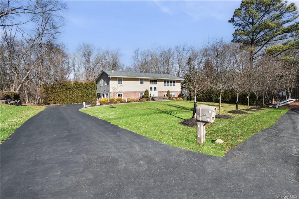 Listing in Clarkstown, NY