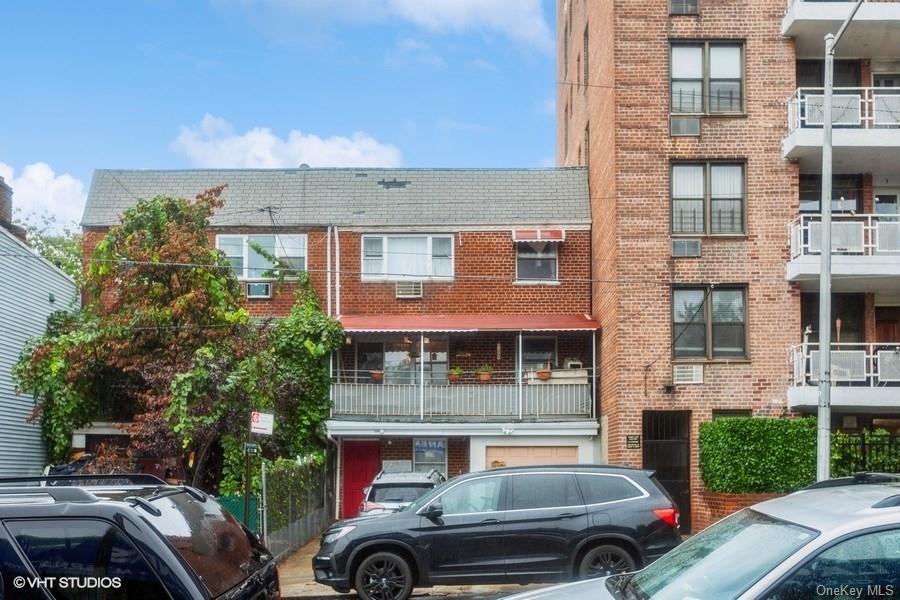 Single Family in Sunnyside - 38th  Queens, NY 11101