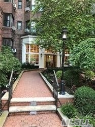 Corner Unit On 69th Rd. Spacious 1 Br Apt, 24 Hr Doorman, Elevator, Gym, Laundry Facilities In Building, Convenient To Shopping, Transportation E/F/R/M & Major Highways. Ps196, Jhs157