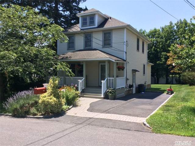 New To Market! Move Right Into This Beautiful, Totally Renovated 1927 Colonial, With All The Charm Of Sea Cliff Plus The Amenities Of Today.This Gem Features An Open Floor Plan W/ Granite Eat-In-Kitchen, Dining Rm & Living Room, + Finished Basemt. Deep Property With Room For Garage Or Pool. Close To North Shore Middle And High Schools, & Shops. Cac, Igs, Gas Cooking &Heat!