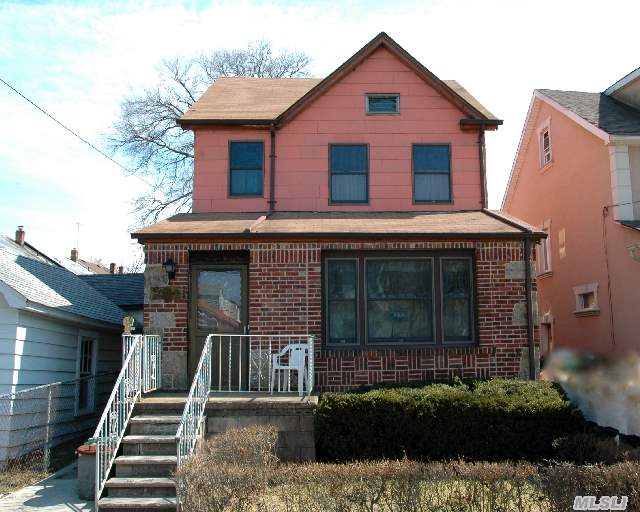 This Charming Colonial Style Home Is Well Located Near Shopping & Transportation. It Offers A Living Room,  A Formal Dining Room,  An Eat-In-Kitchen,  3 Bedrooms,  1 1/2 Baths,  A Den,  A Full Basement,  Attic,  & 2 Car Garage In School Districte #26.