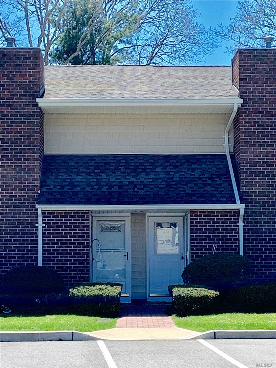 Bright and spacious 2 Br, 1 Ba upgraded upper unit. New paint, new carpet, updated kitchen and appliances, washer/dryer. Quiet complex with many amenities, 2 parking spaces, low maint. charges