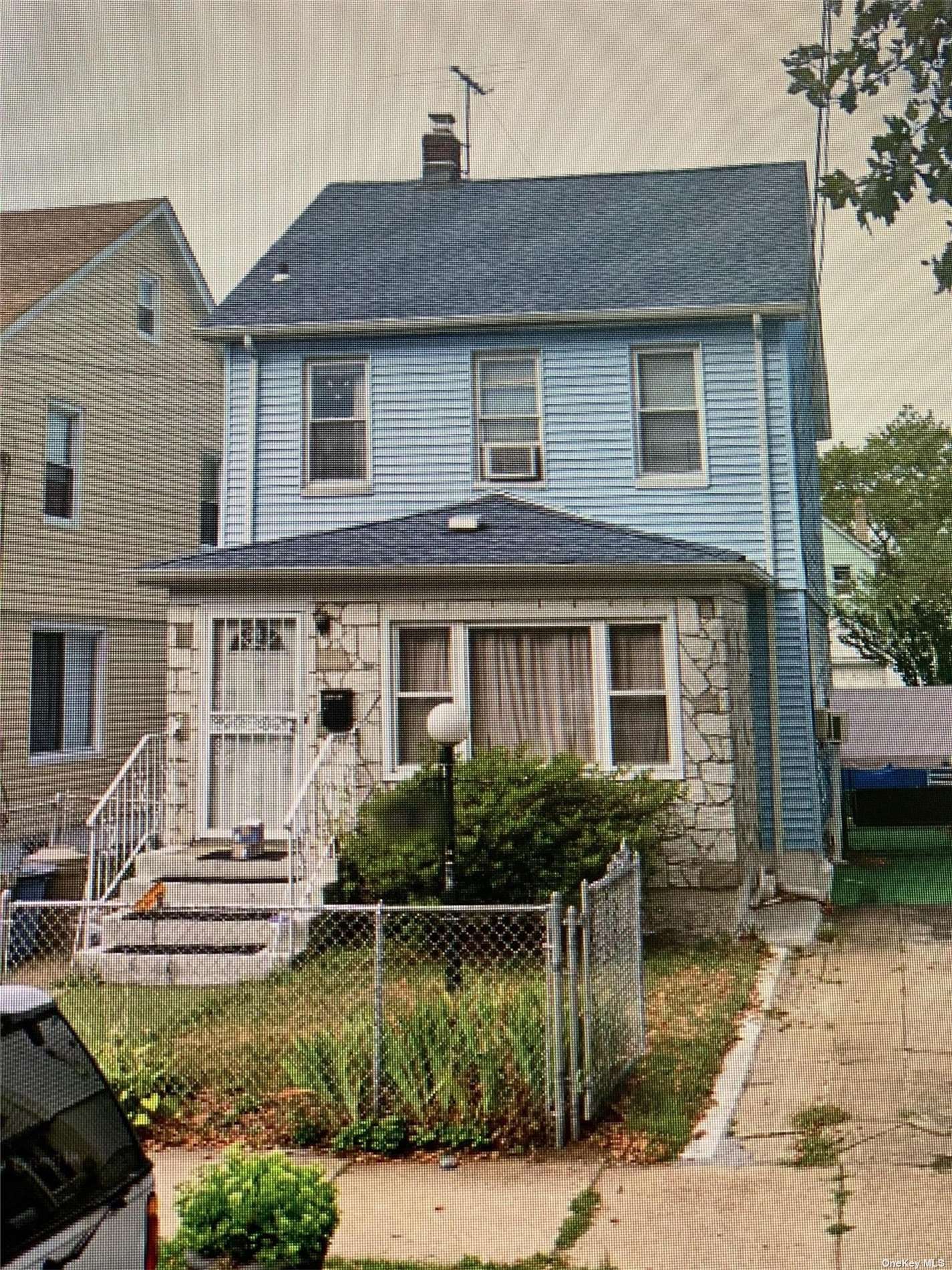 Two Family in Saint Albans - 203rd  Queens, NY 11412