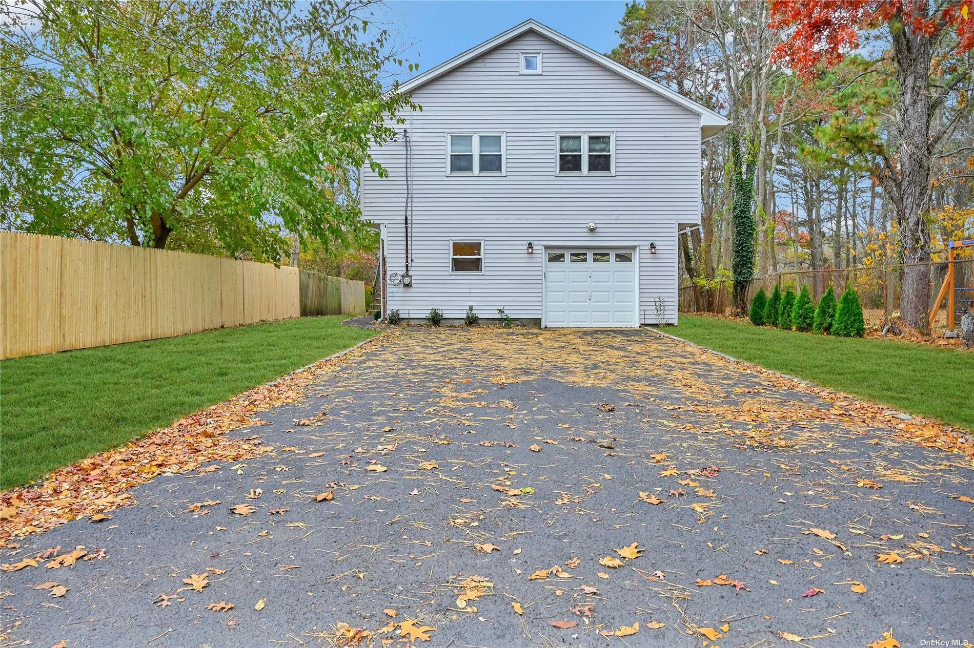 Single Family in Patchogue - Lake  Suffolk, NY 11772