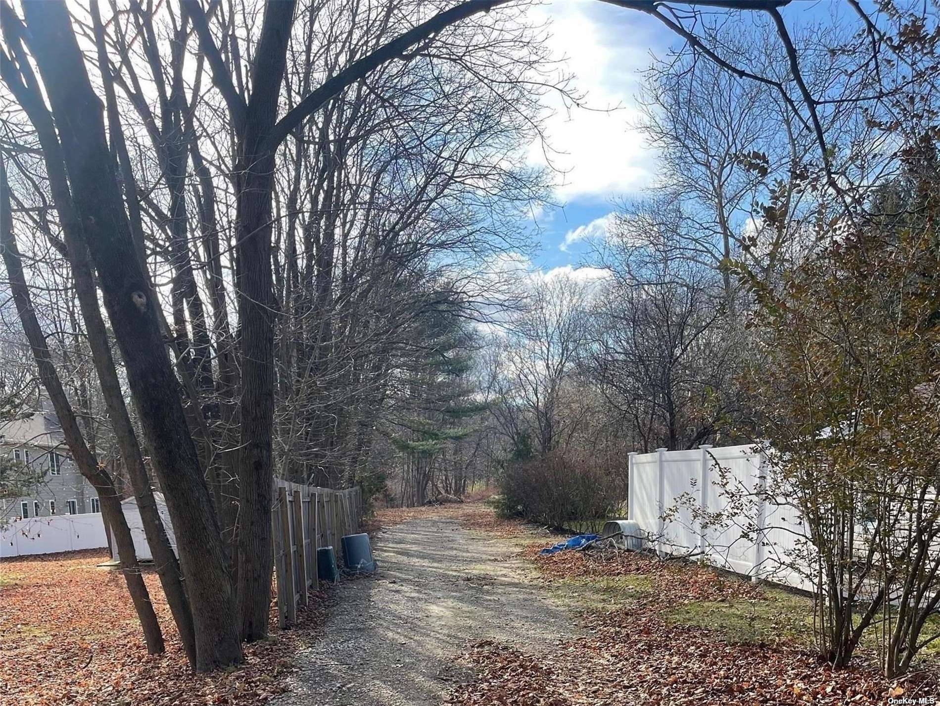 Land in Mount Sinai - Canal  Suffolk, NY 11766