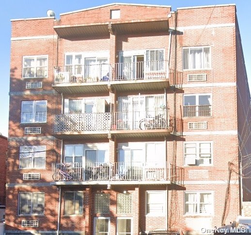 Condo in Flushing - 97th  Queens, NY 11368