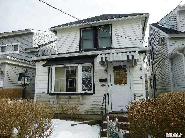 3 Bedroom Colonial In The Heart Of Cedarhurst, Finished Basement, Update Kitchen, Close To All.