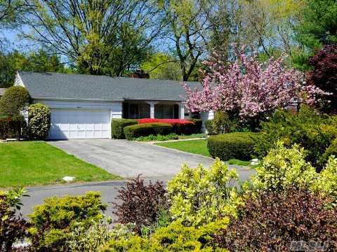 One Level Living In Desirable East Hills Park Community Of Country Estates (Northwood). Entry Hall To Large Living Room With Fireplace, Dining Room And Eat-In Kitchen. Master Bedroom With Bath, Two Additional Bedrooms With Hall Bath. Create Your Own Decor And Ease Of Living In This True Ranch.  