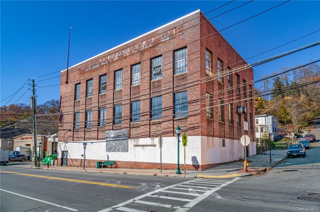 Commercial Lease in Peekskill - Main  Westchester, NY 10566
