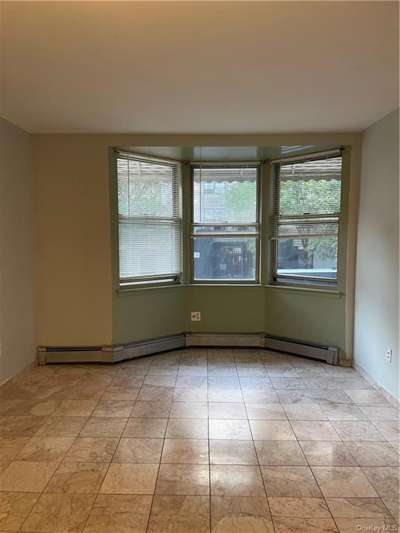 Apartment in Bronx - Topping  Bronx, NY 10457