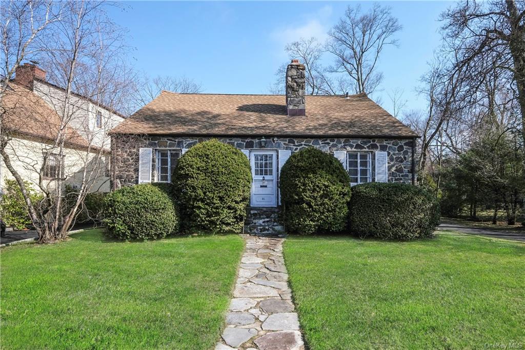 Single Family in Greenburgh - Henry  Westchester, NY 10583